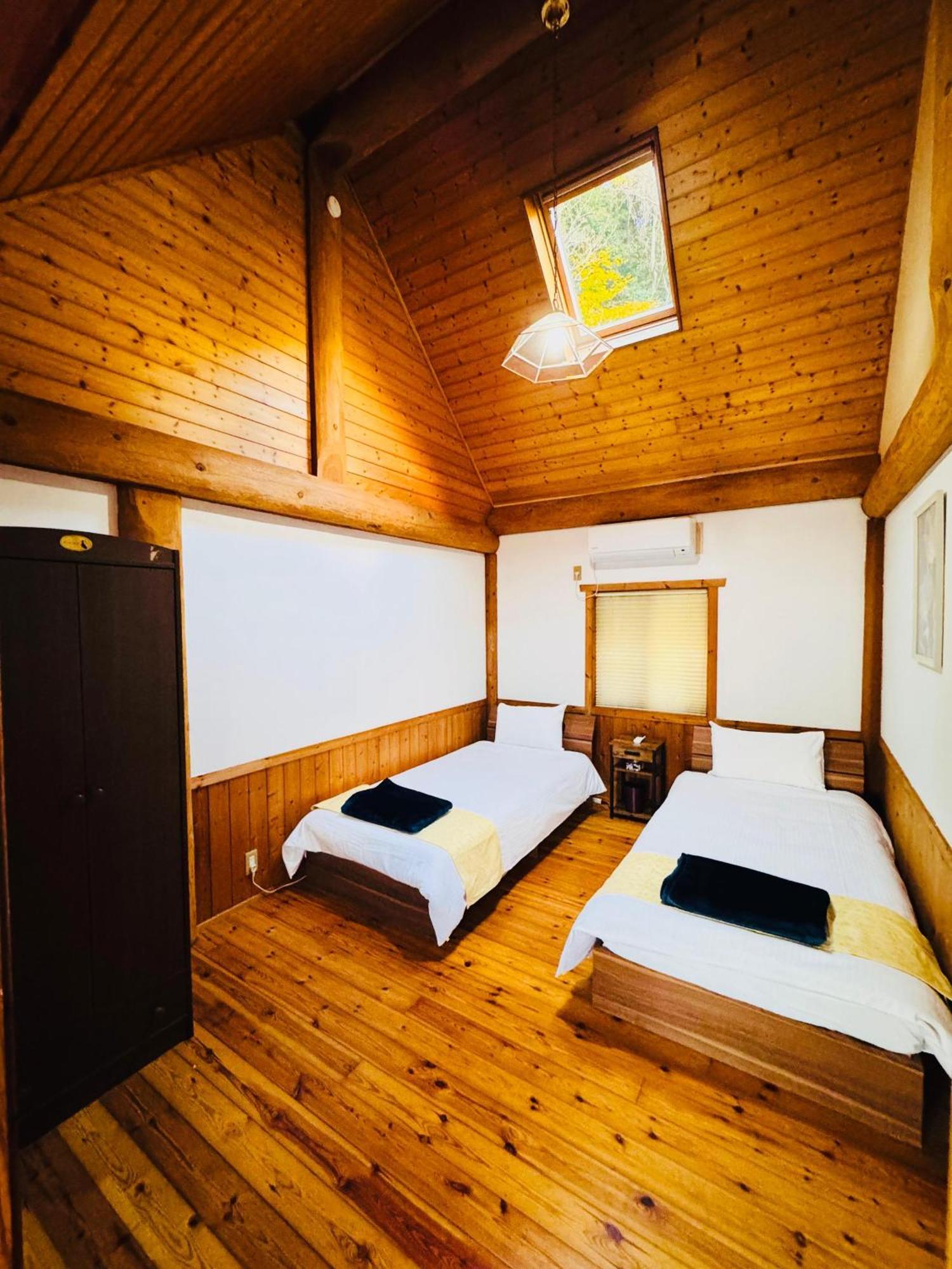 Hotel Yufuin Log House No Yado Tom Sawyer Extérieur photo
