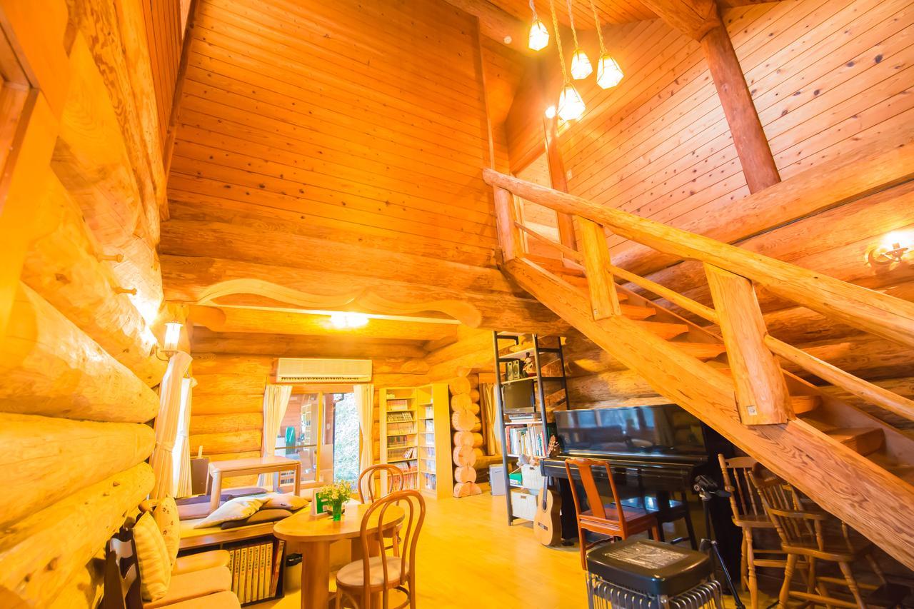 Hotel Yufuin Log House No Yado Tom Sawyer Extérieur photo