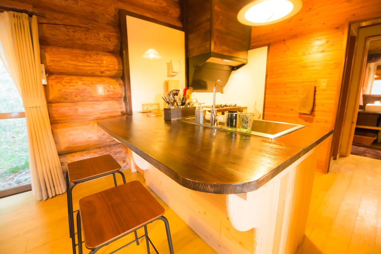 Hotel Yufuin Log House No Yado Tom Sawyer Extérieur photo